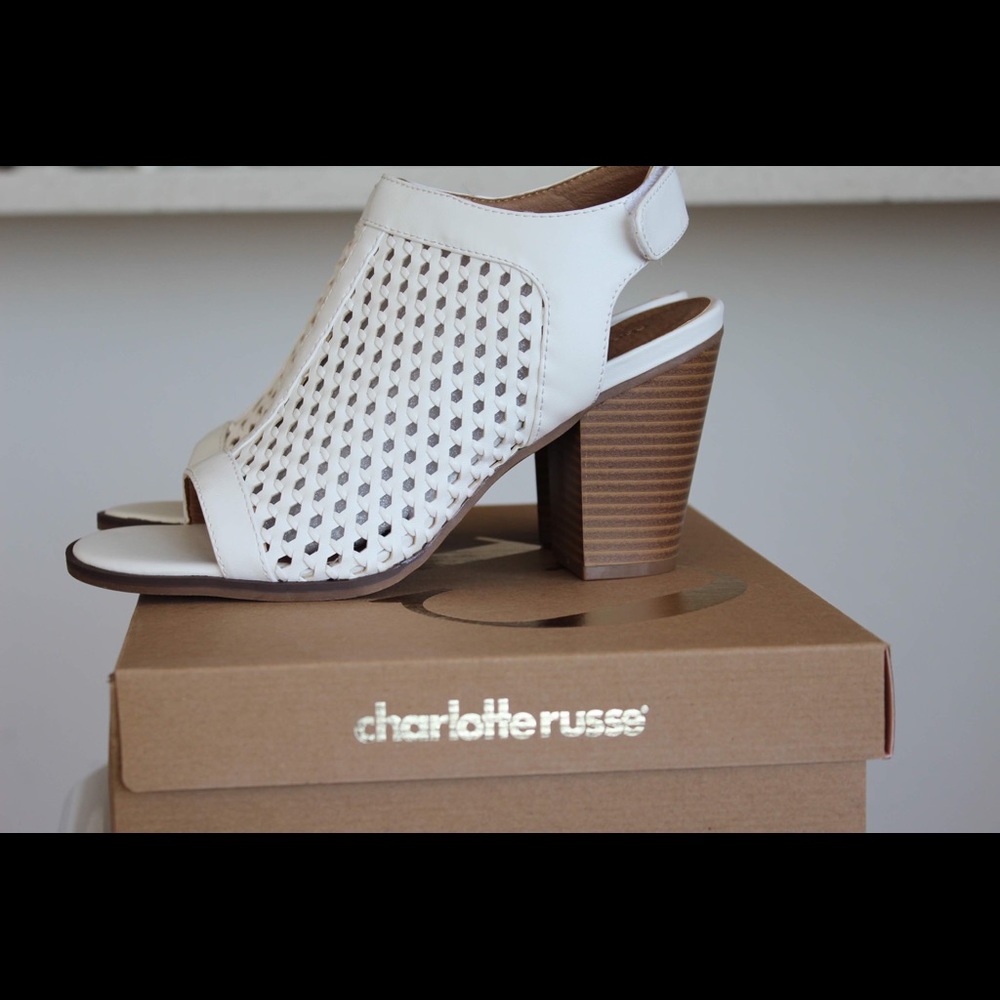 Charlotte Russe White Weave Heels- Size 8 - Picture 2 of 6